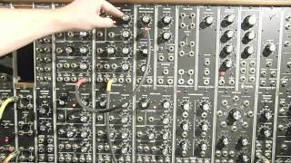 25 Synthesizerscom Oscillator Sync Behavior [upl. by Volnay]