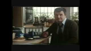 Classic Ads Birds Eye Cod in Parsley Sauce starring Rodney Bewes [upl. by Naves843]