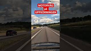 Så här gör du en påfart på motorväg körkort motorväg uppkörning körkortsteori teoriprov [upl. by Dulcia]