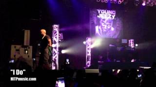 Young Jeezy Live In Boston Hustlerz Ambition Tour 3512 [upl. by Garnett581]