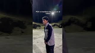 El hombre más malo en el futbol foryou humor zb7 [upl. by Ynattyrb]