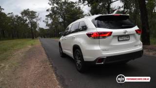 2017 Toyota Kluger AWD 218kW 0100kmh amp engine sound [upl. by Nhoj174]