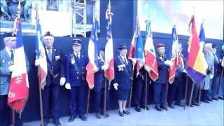 Banderas republicanas españolas en el ayuntamiento de Paris [upl. by Donaldson]