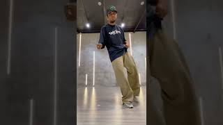 Slowdown girl what’s up  YellowStraps  House Dance Choreography footwork [upl. by Zetrom]