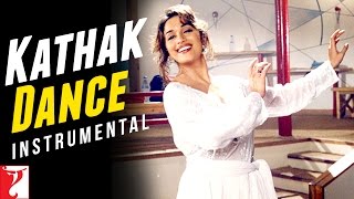 Kathak Dance  Instrumental  Dil To Pagal Hai  Madhuri Dixit Shah Rukh Khan [upl. by Eachern]