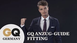 GQ AnzugGuide  Fitting – Drei Anzüge für drei Anlässe [upl. by Kilgore475]