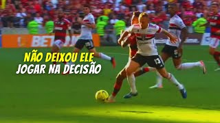 RAFINHA COLOCOU O BRUNO HENRIQUE NO BOLSO  Rafinha vs Flamengo [upl. by Ashien822]