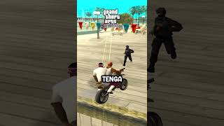 Esto Pasa si un Policia nos Saca de una Motocicleta desde un Edificio en los Juegos de GTA 👮‍♂️💥 [upl. by Odilia771]