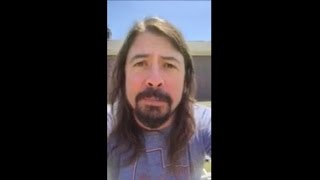 Dave Grohl ai fans ci vediamo a Cesena [upl. by Hewitt76]