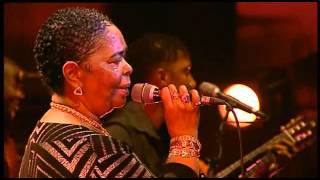 Cesaria Evora  Live damor Paris 2004 [upl. by Gibert]