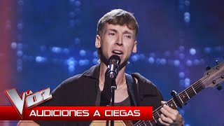 Jaime Allepuz canta quotEl hombre del pianoquot  Audiciones a Ciegas  La Voz Antena 3 2024 [upl. by Tiny]