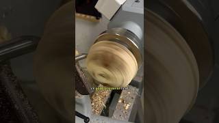 Tout pourrit 😵‍💫😵‍💫 woodturning satisfying diy woodworking [upl. by Anialed]