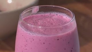 How To Prepare An Easy Smoothie Recipe [upl. by Dwaine531]