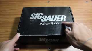 Sig Sauer SP2022 Unboxing  แกะกล่องปืน Sig Sauer SP2022 [upl. by Farrison980]