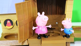 Pig George e Peppa Brincando na Casa da Árvore Em Português Barbie Doll Story [upl. by Anilave]