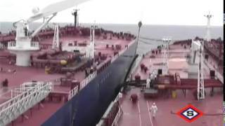 Introduction to Lightering safe Ship to Ship sts cargo transfer of oil LNG LPG and coal [upl. by Esilrahc]