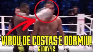 LUTADOR DEU AS COSTAS E FOI NOCAUTEADO GLORY42 [upl. by Crandell]