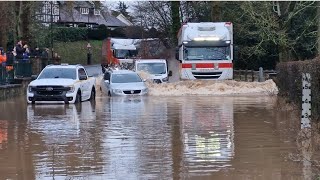 CRAZY lorry takeover Kenilworth Ford Flood EP 17 [upl. by Cheatham220]