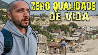 Visitei uma FAVELA nas DUNAS de Florianópolis [upl. by Carbrey]