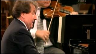 Mozart Piano Concert Nr 22 Es Dur KV 482 Rudolf Buchbinder Piano amp Conducter Wiener Phi [upl. by Eedebez]