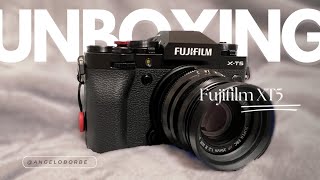 Fujifilm XT5  UNBOXING [upl. by Airreis169]