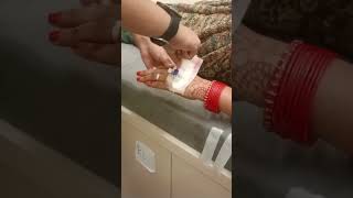 Removing cannula🤟 nursing youtubeshorts cannula nurselife youtube youtubeshort youtubechannel [upl. by Peddada]