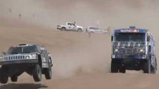 Rally Dakar 2010  Robby Gordon vs Vladimir Chagin [upl. by Naves272]