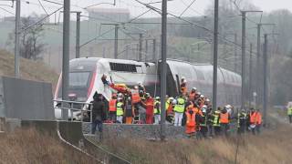 Déraillement dun TGV StrasbourgParis  une vingtaine de blessés dont un grave [upl. by Ayat247]