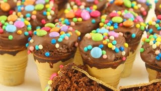 Waffelmuffins  Partymuffins für den Kindergeburtstag  bunte Schokomuffins Rezept [upl. by Macri]