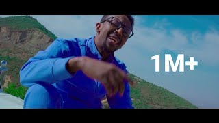 AWALE ADAN JACEYLKU MA DHINJARBA OFFICIAL VIDEO MUSIC 2022 [upl. by Neelhtak436]