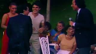 Julio Iglesias broma Concurso Julio Iglesias 1981 Chile [upl. by Negrom]