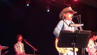 Dwight Yoakam Run Run Rudolph LIVE 120913 [upl. by Harihs]