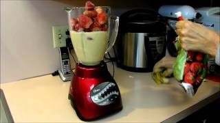 How to Make a Gluten Free Smoothie [upl. by Lough]