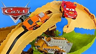 CARS Radiator Springs 500 12 OffRoad Rally Race Track Action Shifters Lightning Mcqueen Play Doh [upl. by Lucia]