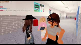 high school rp server in berry AvenueI checked it out I was amazing [upl. by Den624]