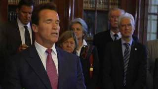 Governor Arnold Schwarzenegger visits Hanover Speaks german [upl. by Bradshaw190]