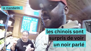 les chinois sont surpris de voir un noir qui parle bien le mandarin [upl. by Eimrots]