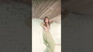 Kavita ka dance report mein subscribe MI song dance funny [upl. by Calica203]