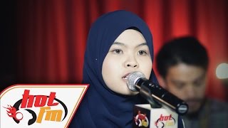 WANI feat JUZZTHIN  LEPASKAN LIVE  Akustik Hot  HotTV [upl. by Hsur]