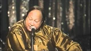 Mast Nazron Se Allah Bachaye Nusrat Fateh Ali Khan [upl. by West551]