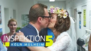 Hochzeit auf der Polizeiwache Wie kam das denn  Inspektion 5  SAT1 TV [upl. by Joao]