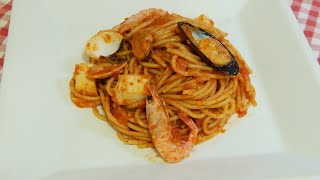 Cómo hacer la tradicional receta Italiana Pasta frutti di mare [upl. by Ednutey]