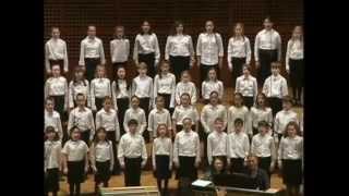 OAKE 2004 National Childrens Choir I Am Goin Up a Yonder [upl. by Aneeroc]