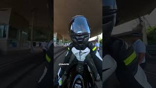 Por eso los motociclistas son fuertes shorts bike viral moto [upl. by Tore596]