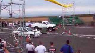 1986 Hilux Pickup Drag Racing [upl. by Niledam190]