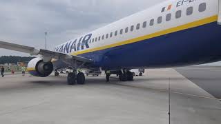 Ryanair  Najgorsza lini lotnicza w Europie Trip Report PL [upl. by Ruhtra305]