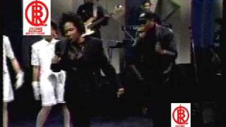 Michelle feat Dr Dre quotNicetyquot LIVE1990Extra Verses Rare [upl. by Undis611]