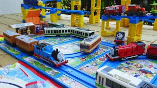 Plarail Thomas amp Chuggington Train ☆ I played with Japanese streetcars and rail maps [upl. by Iahk773]