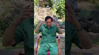 Master Mantak Chia shows his daily Microcosmic Orbit routine mantakchia [upl. by Demp]