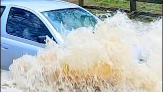 Correct Way to Drive Through a Flooded Ford  Kenilworth Ford Flood  Shorts [upl. by Adnohsor]